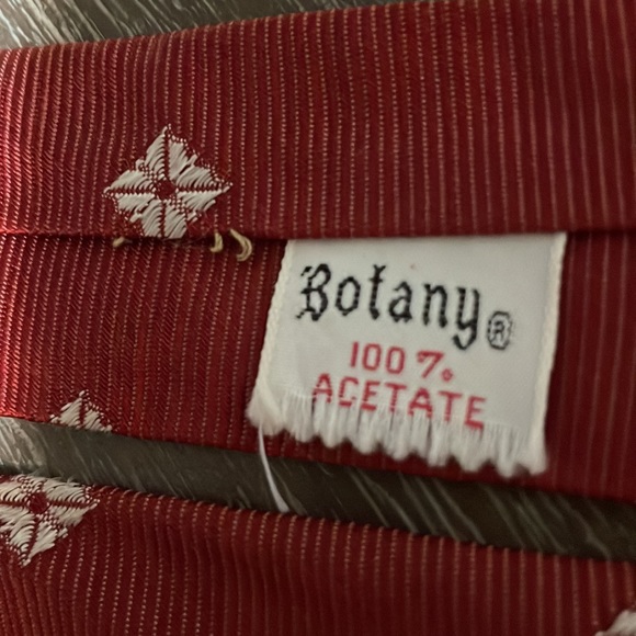 Botany 100% Acetate tie, necktie, burnt orange, 53” x 3 1/4” - Picture 5 of 6